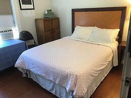 West Broadway guesthouse