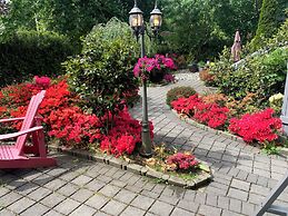 West Broadway guesthouse