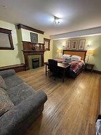 West Broadway guesthouse