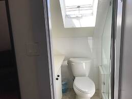 West Broadway guesthouse