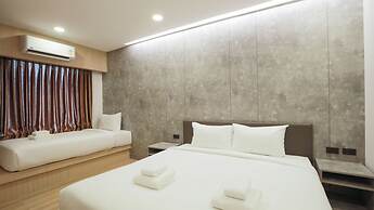 B2 Bang Saen Premier Hotel