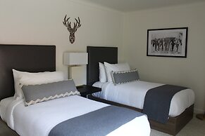 Eagle River Inn