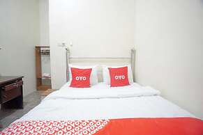 OYO 93987 Suropati 2 Guest House