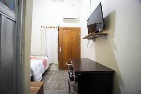 OYO 93987 Suropati 2 Guest House