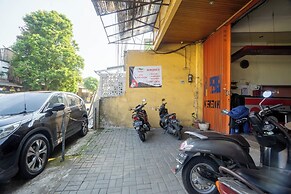 OYO 93987 Suropati 2 Guest House