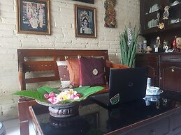 OYO 94000 Omah Citra Genia Homestay