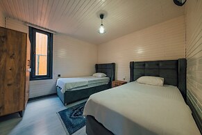 NAİLA BUNGALOV SAPANCA PRİVATE