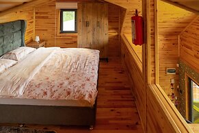 NAİLA BUNGALOV SAPANCA PRİVATE