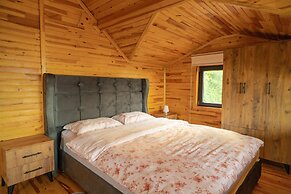 NAİLA BUNGALOV SAPANCA PRİVATE