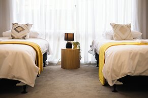 StayAU 6BRM Lakeview Villa Holiday Stay