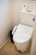 StayAU 6BRM Lakeview Villa Holiday Stay