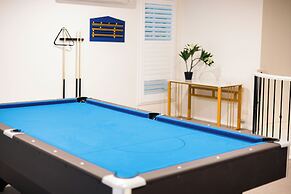 StayAU 6BRM Lakeview Villa Holiday Stay