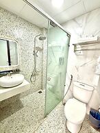 Hera Hotel
