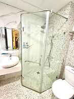 Hera Hotel