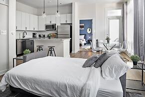 Spacious 2BD With Private Balcony and Free Parking