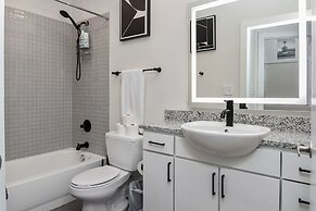 Spacious 2BD With Private Balcony and Free Parking