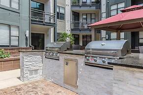 Spacious 2BD With Private Balcony and Free Parking