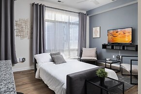 Spacious 2BD With Private Balcony and Free Parking