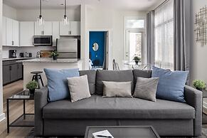 Spacious 2BD With Private Balcony and Free Parking