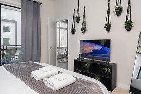 Spacious 2BD With Private Balcony and Free Parking