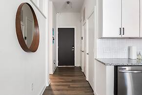 Spacious 2BD With Private Balcony and Free Parking