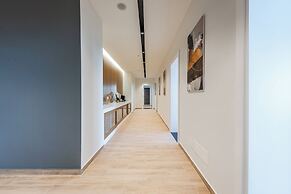 Marina Luxury Suites 101 Jacuzzi