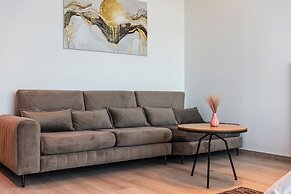 Marina Luxury Suite 102 Sea View