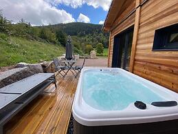 Chalets Perce Neige & Jacuzzi privatif