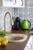 Apartment Near Łazienki by Renters