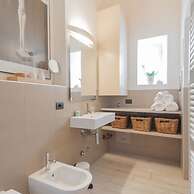 The Printers Home in Como