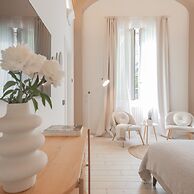 The Printers Home in Como