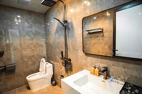 The Paradise Apartment - Luong Van Thang