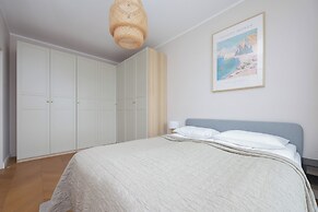 Bright Apartment for 3 People by Renters