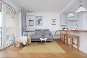 Bright Apartment for 3 People by Renters