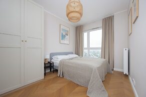 Bright Apartment for 3 People by Renters