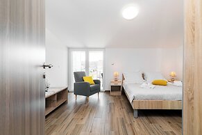 Fancy Apartments Dream