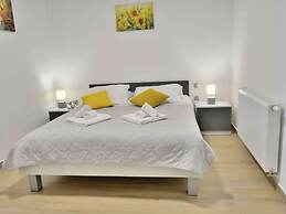 Fancy Apartments Dream