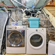 Victorian Lake Oasis