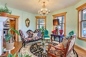 Victorian Lake Oasis