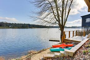 Victorian Lake Oasis
