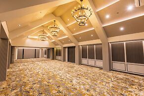 The Augusta Club & Resort