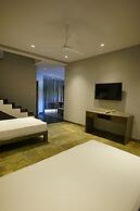 The Augusta Club & Resort