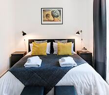 Prime Eixample Hideaway 6 Guests With Balcony by Myrentalhost