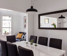 Prime Eixample Hideaway 6 Guests With Balcony by Myrentalhost