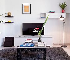 Prime Eixample Hideaway 6 Guests With Balcony by Myrentalhost