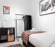 Prime Eixample Hideaway 6 Guests With Balcony by Myrentalhost