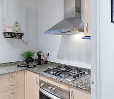 Prime Eixample Hideaway 6 Guests With Balcony by Myrentalhost