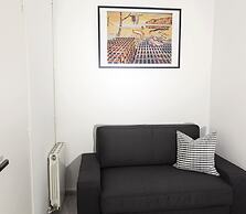 Prime Eixample Hideaway 6 Guests With Balcony by Myrentalhost