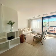 Modern Penthouse With Views Near Paseo De Gracia By Myrentalhost