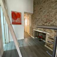 Unique 3 BED House in Horta By Myrentalhost